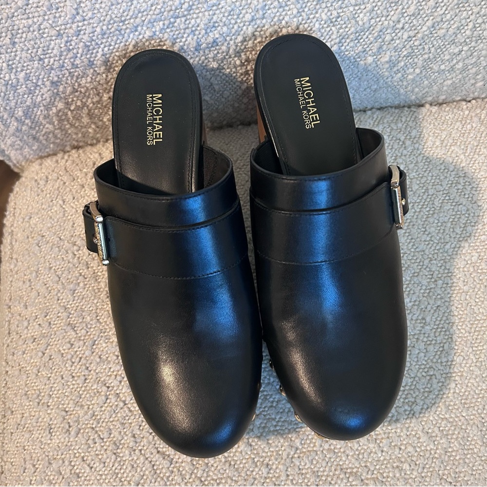 Michael Kors Studded Black Clogs 7.5 - Picture 4 of 7